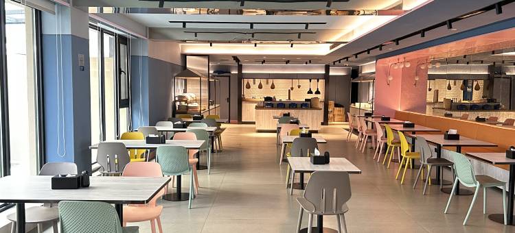 Meet·骑士酒店(长春动植物公园桂林路店)图片