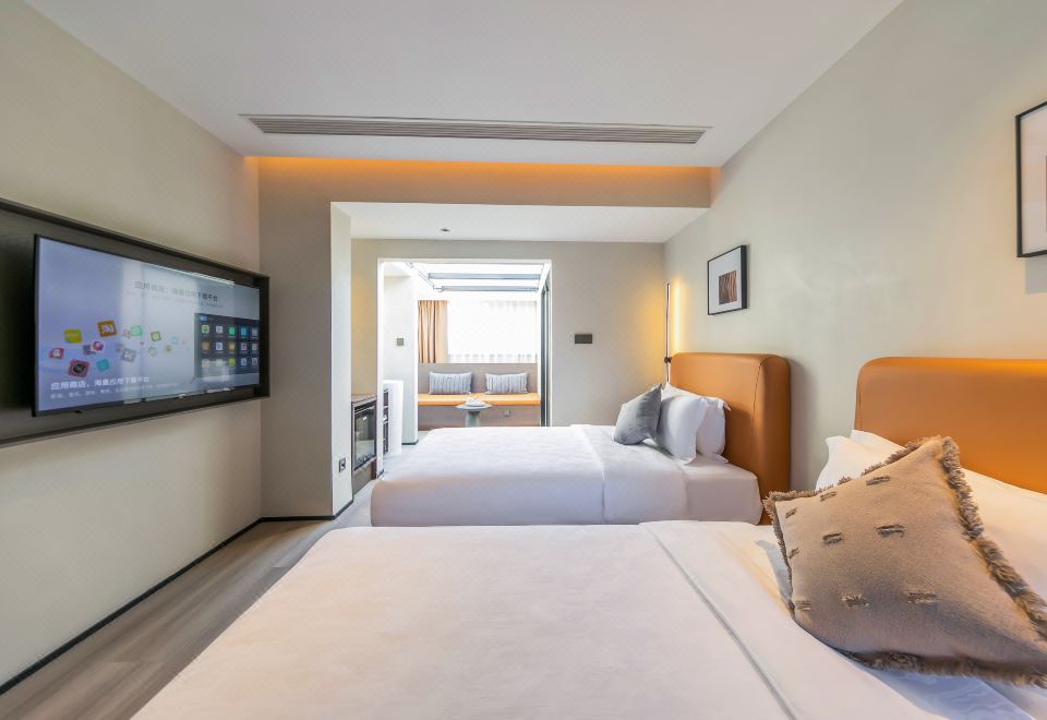 Putuoshan Ruiqi Yinji Mountain HouseHotel Overview