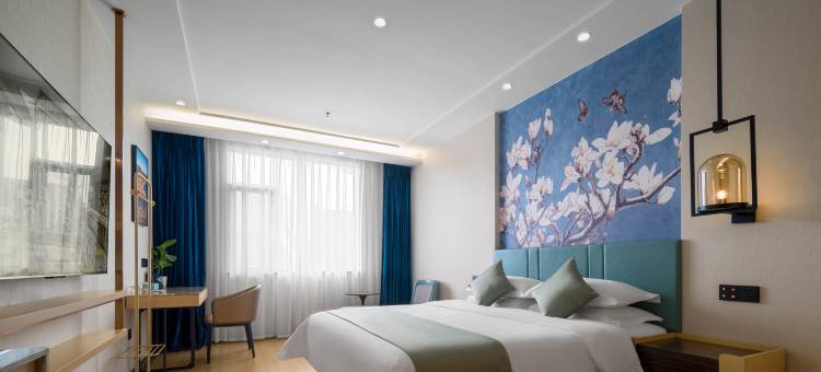 白玉兰酒店(恩施女儿城店)图片