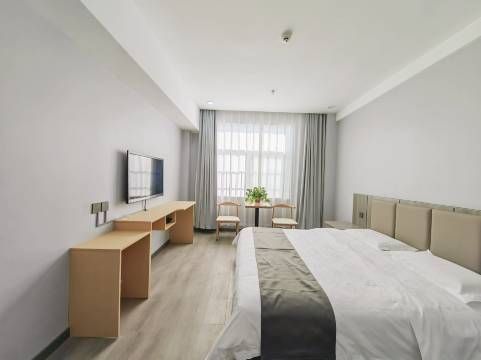 哈啰轻酒店(渭南潼关首饰城店)