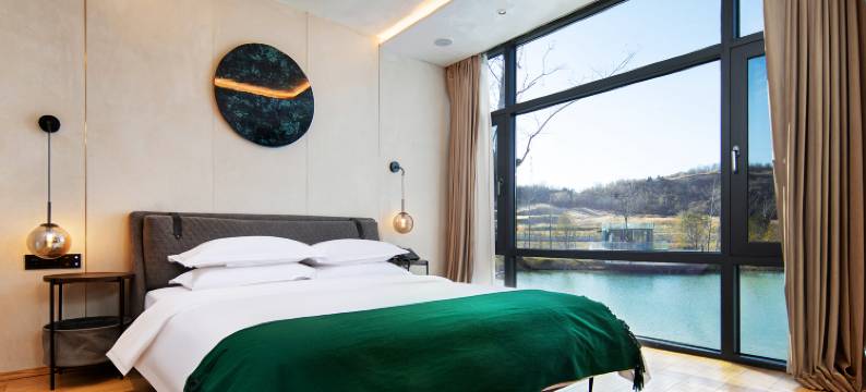 地球仓(太原西山森林公园)图片