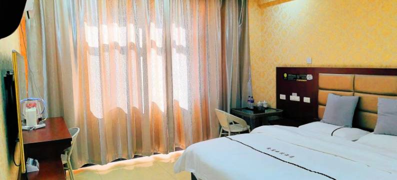 金鹰快捷酒店(曲靖北站店)图片