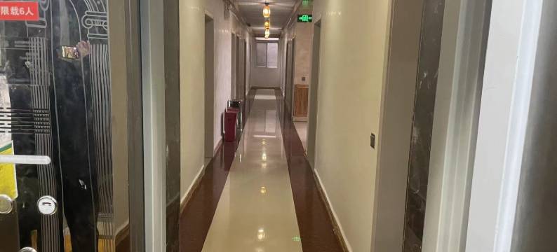 雅安上古中心酒店(上里古镇店)图片