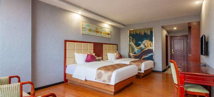 冠华生态酒店(阳江市阳西县西湖公园店)图片