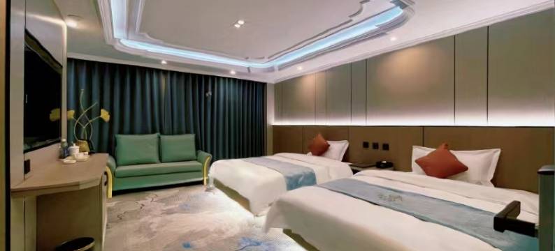 威艾酒店(昭通望海公园店)图片