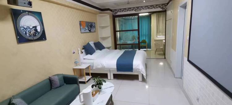 拾光民宿(保利中心店)图片