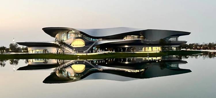 成都殷皇假日酒店(蜀新天街郫筒地铁站店)图片