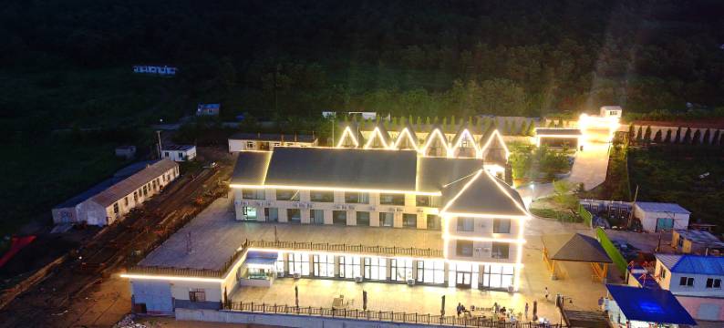 海畔云山民宿酒店图片