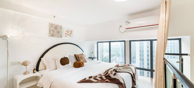 西西设计师民宿(汉溪长隆地铁站店)图片