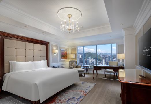 Eastin Grand Hotel SathornHotel Overview