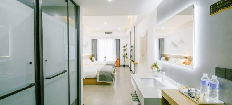 侣途·栖麓酒店(乐山高铁万达广场店)图片