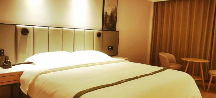 格林豪泰智选酒店(鄄城汽车总站店)图片