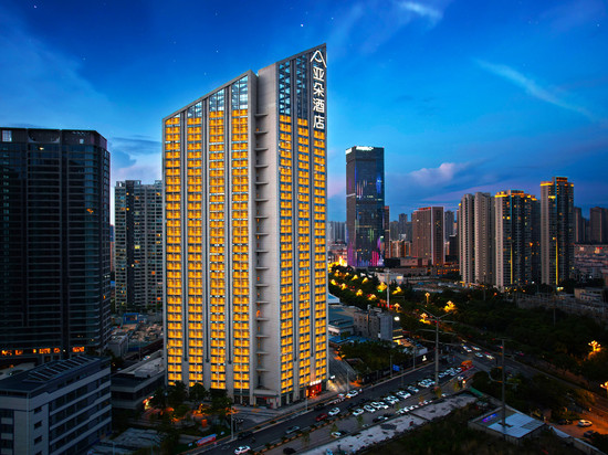 昆明同德广场北京路亚朵酒店