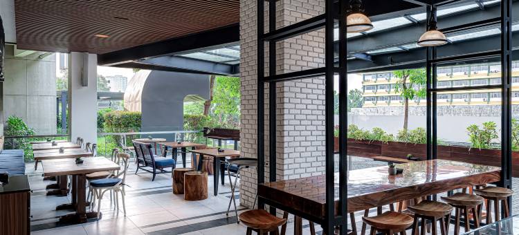 泗水斯帕齐奥威兹豪华酒店(Whiz Luxe Hotel Spazio Surabaya)图片