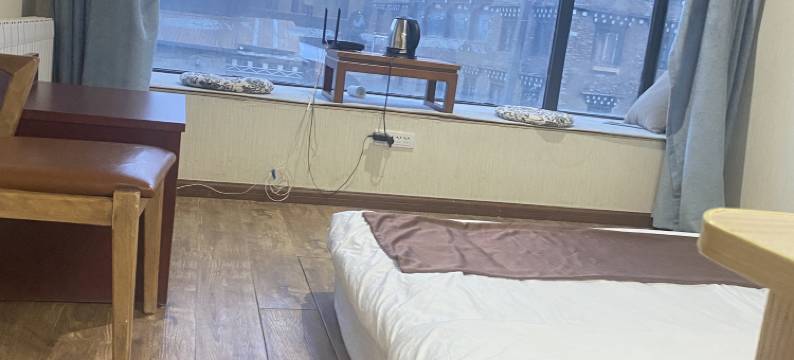 稻城亚丁郎修民居客栈图片