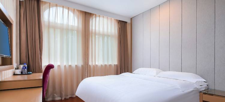 速8酒店(上海奥特莱斯芦沈路店)图片