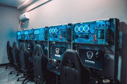 太原浮游电竞民宿