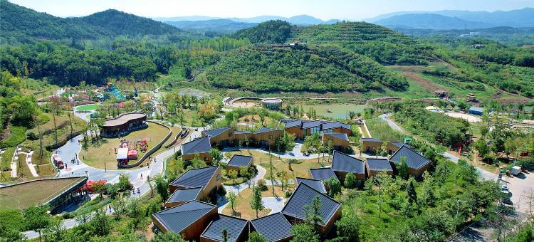 鑫旅·木屋民宿(钟鼓楼亲子乐园店)图片