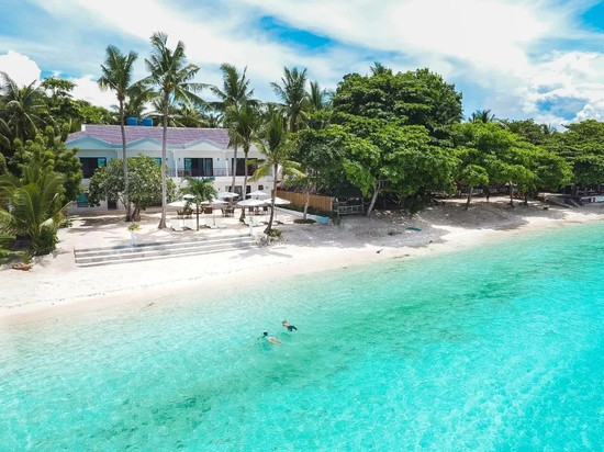 乌米邦劳别墅度假村