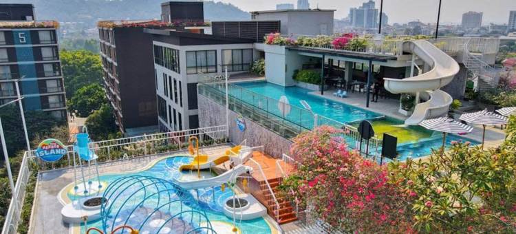 是拉差阳台庭院公寓式酒店及服务式公寓(Balcony Courtyard Sriracha Hotel & Serviced Apartments)图片