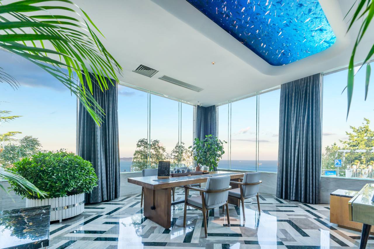 烟台丽景华侨海洋文化主题酒店(第一海水浴场烟台站店)图片