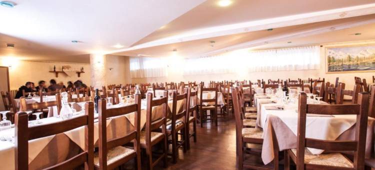 俱乐部艾斯皮拉2000(Club Esse Pila 2000)图片