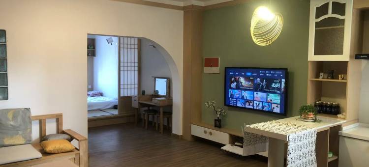 鹤岗宝丽民宿(麓林路店)图片