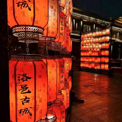 河南郑州+洛阳+开封4日3晚拼小团