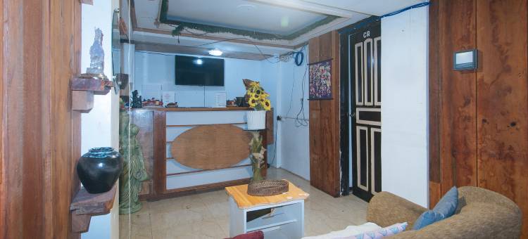 红门酒店@米纳斯广场1号-塔克洛班(RedDoorz @ Minas Place 1 Tacloban)图片