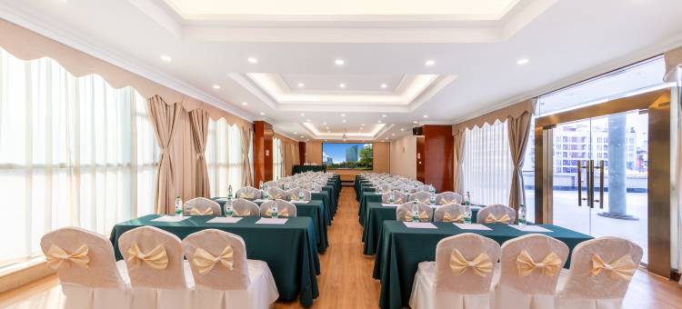 深圳西丽南蓉大酒店(西丽地铁站店)图片