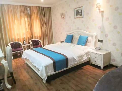 易雅酒店(荆州古城店)