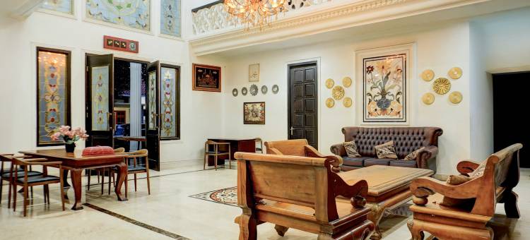 Hotel O Cirebon Kejaksan 近 Alun Alun Cirebon 原 Family 民宿(Hotel O Stasiun Cirebon Kejaksan Near Alun Alun Cirebon Formerly Family Homestay)图片