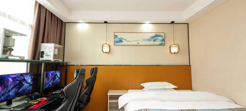 竞悦电竞民宿(宜春北路店)图片