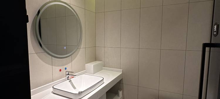 尚客优悦酒店(银川奥特莱斯砂之船店)图片