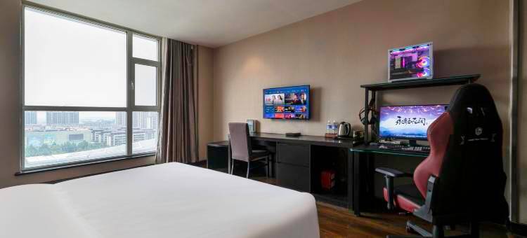 美娱·星峰电竞酒店(潍坊寿光新汽车站店)图片