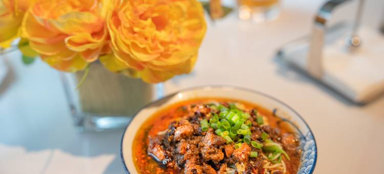 悦森·欣高望都酒店(达州仁和新城火车站店)图片