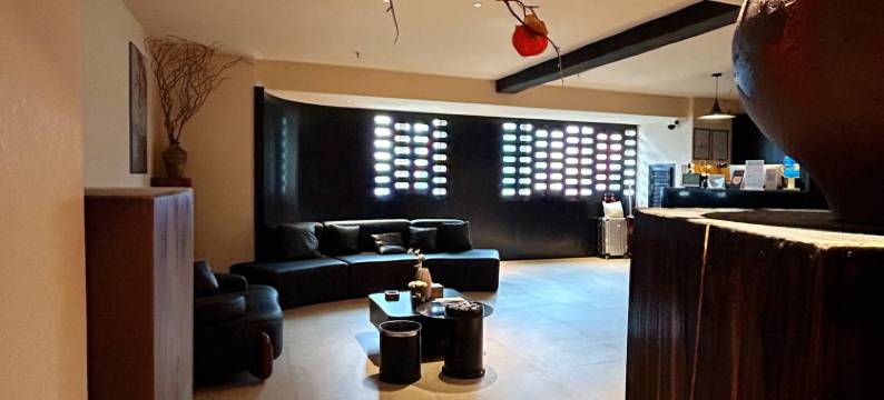 墨隐・里往Vintage美学意境酒店(花果园购物中心白宫艺术中心店)图片