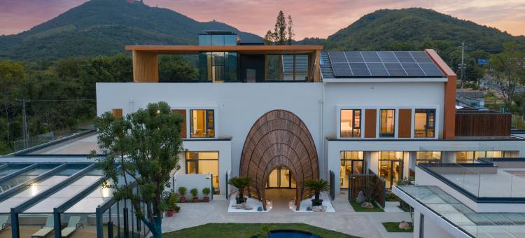 花筑·筠汤谷民宿(茅山东方盐湖城店)图片