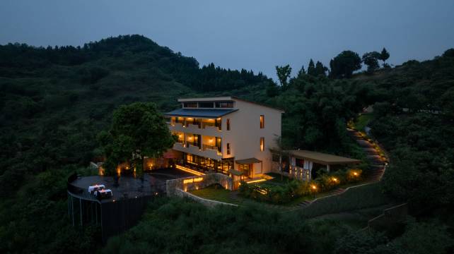 hotel overview picture