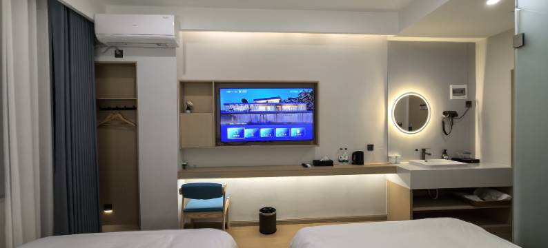 拾光里智能旅居酒店(高铁站皇泽寺店)图片