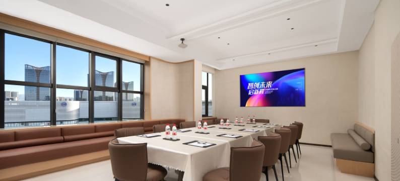 枫圣·星际酒店(义乌全球数贸中心国际商贸城店)图片