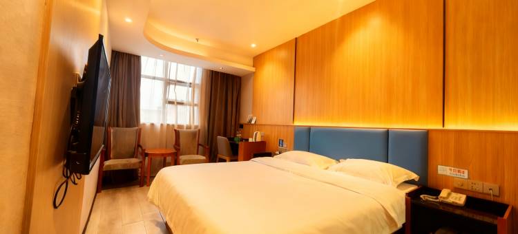 云朵轻语酒店(赣州江南宋城步步高新天地店)图片