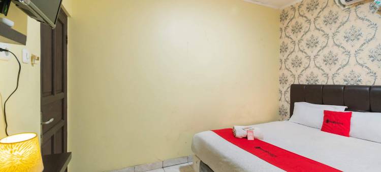 RedDoorz near Tomang 2图片