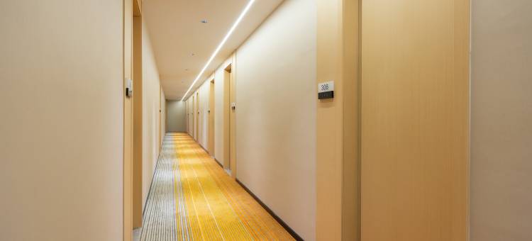 越家•桔子之恋酒店(南昌八一广场省妇幼保健院店)图片