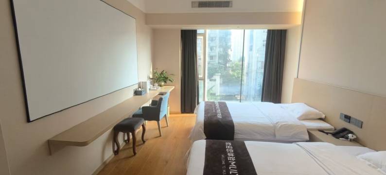 初顺酒店(重庆沙坪坝高铁站西南医院店)图片