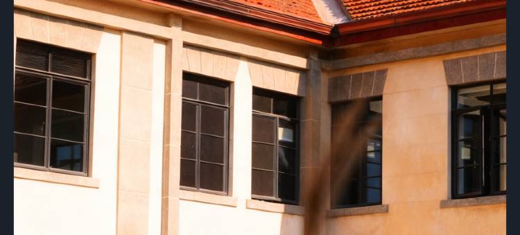 朝阳文保艺术酒店(烟台山朝阳街店)图片