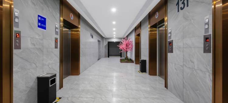 芙蓉花开酒店(长沙高铁南站国际会展中心店)图片