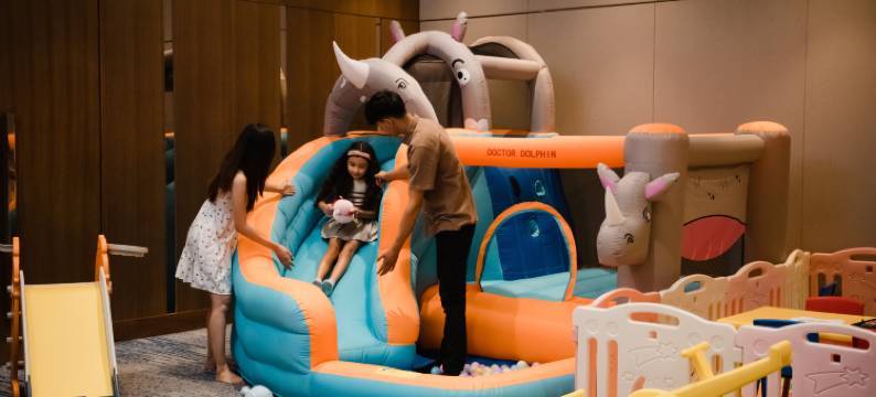 泗水屯军干广场福朋喜来登酒店(Four Points by Sheraton Surabaya, Tunjungan Plaza)图片