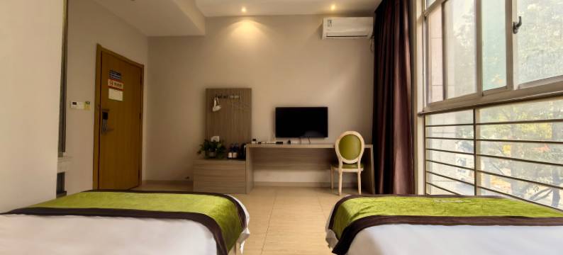 柚子酒店(安康火车站店)图片