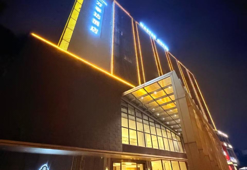 Master Hotel Over view